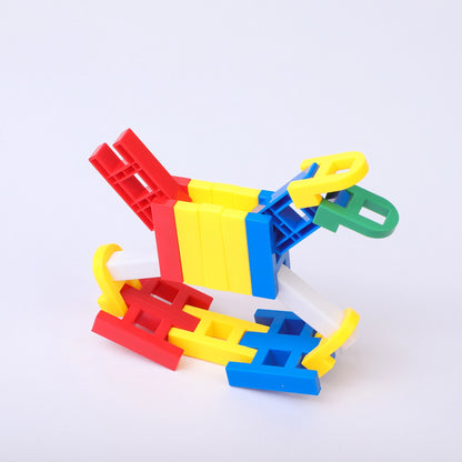 A 3D mechanical carousel toy built with PINOER Builders interlocking blocks set.